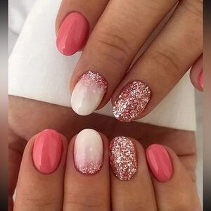 Pink Glitter Press On Nail Set NEW 🏷️